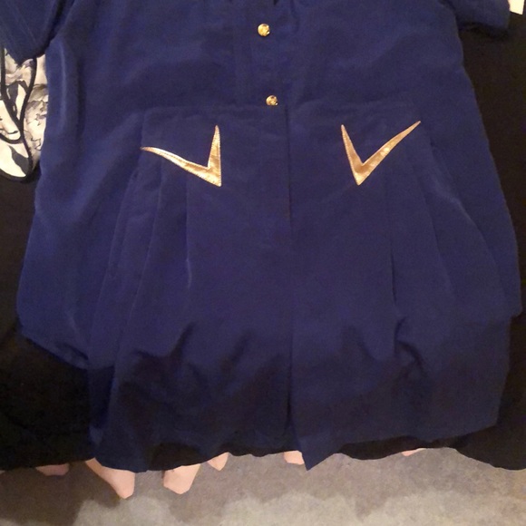 Shirt and skirt - Picture 2 of 3